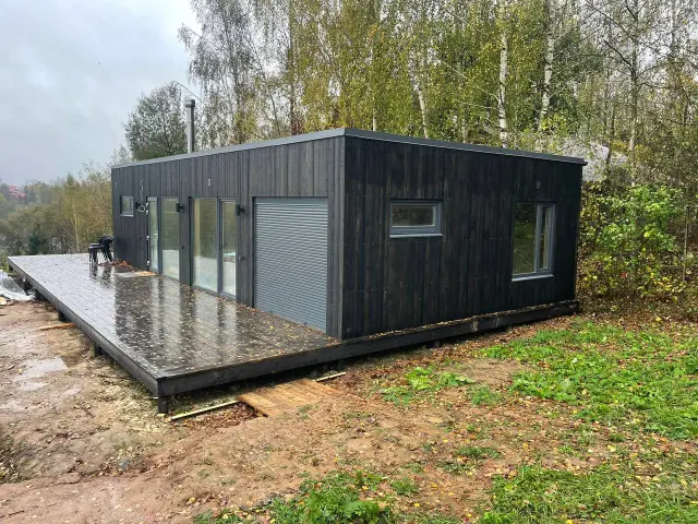 Баня из трёх модулей 6 × 3 м и хозблок, Баня · 55 м²